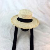 Женская соломенная шляпа рафия чёрно-белая