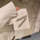 Блестящие заколки для волос с цветами