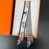 Шелковый шарф MENGLINXI классический клетчатый