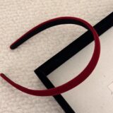 Красный бархатный ободок для волос