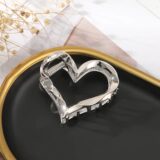 AWAYTR Золотая заколка-краб