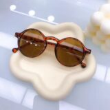 Детские солнцезащитные очки из поликарбоната